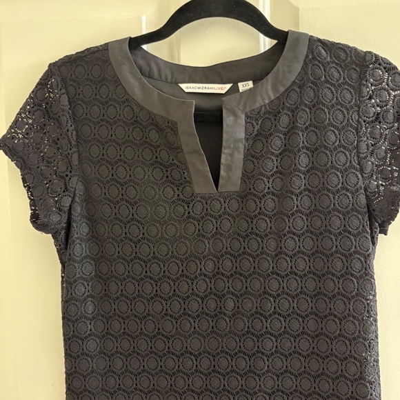 Isaac Mizrahi Live Black Lace Shift Dress with Keyhole Neckline – Size XXS - Picture 4 of 6